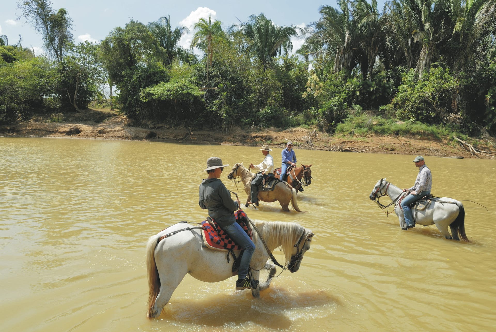 107664-SAM_CO_20221010_MB_9