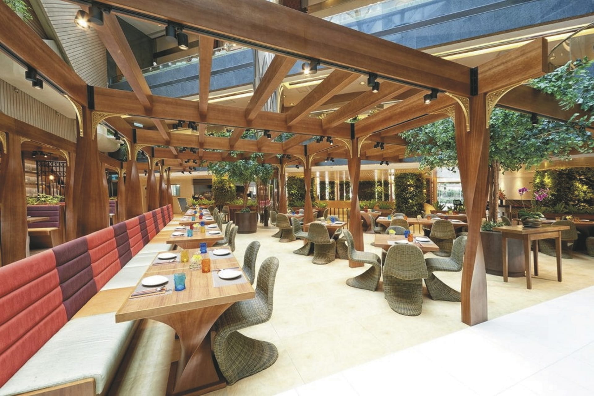 116359-ASI_HKG_20240718_SWA_1