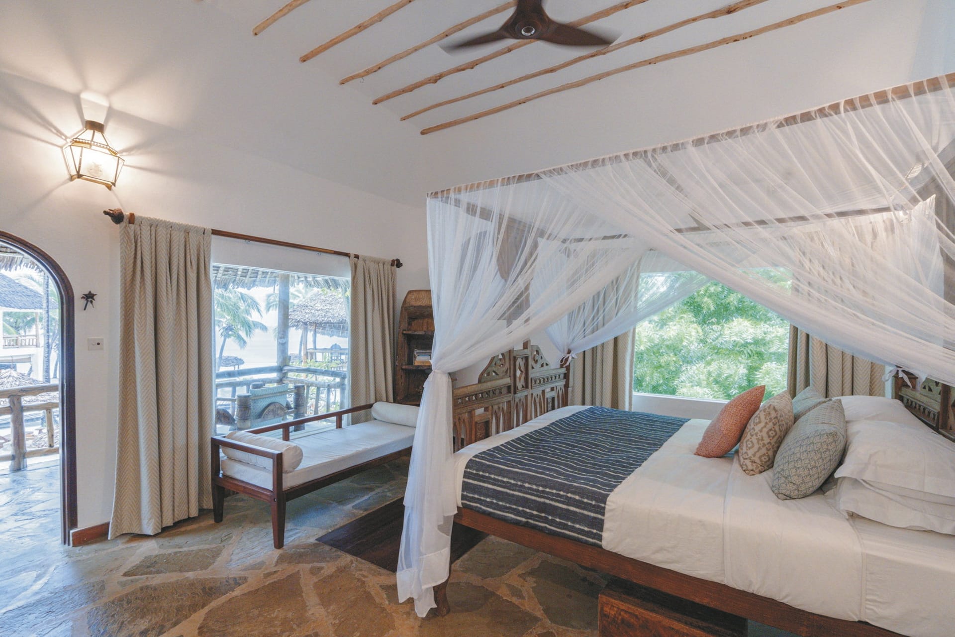 120216-KEN_20250415_BI_1