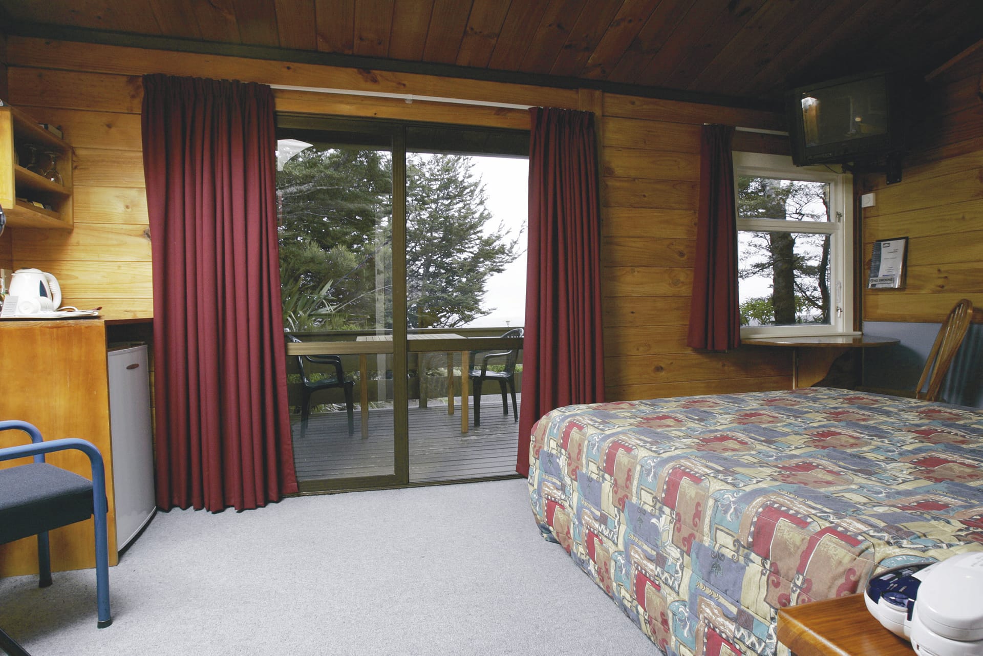 19605-NZL_NIS_035_20080416_SS