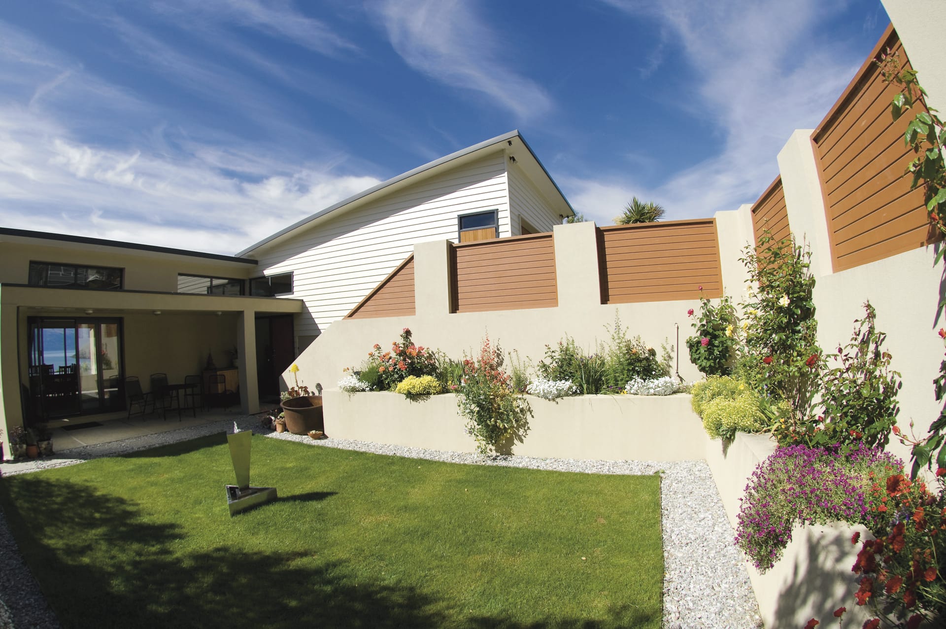 35026-NZL_SIS_169_20101013_SS