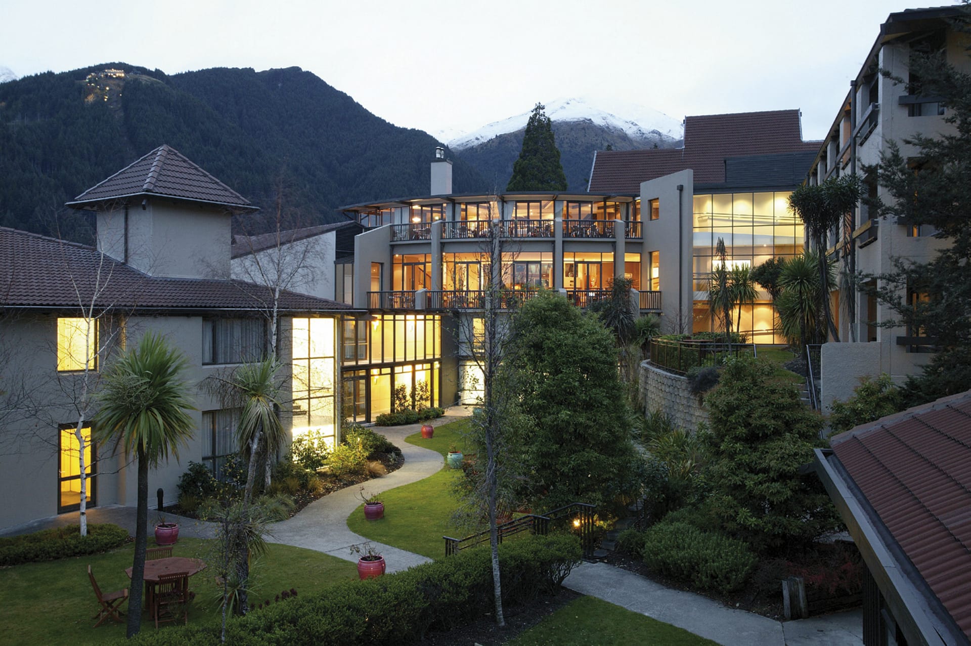 39589-NZL_SIS_100_20110916_OL