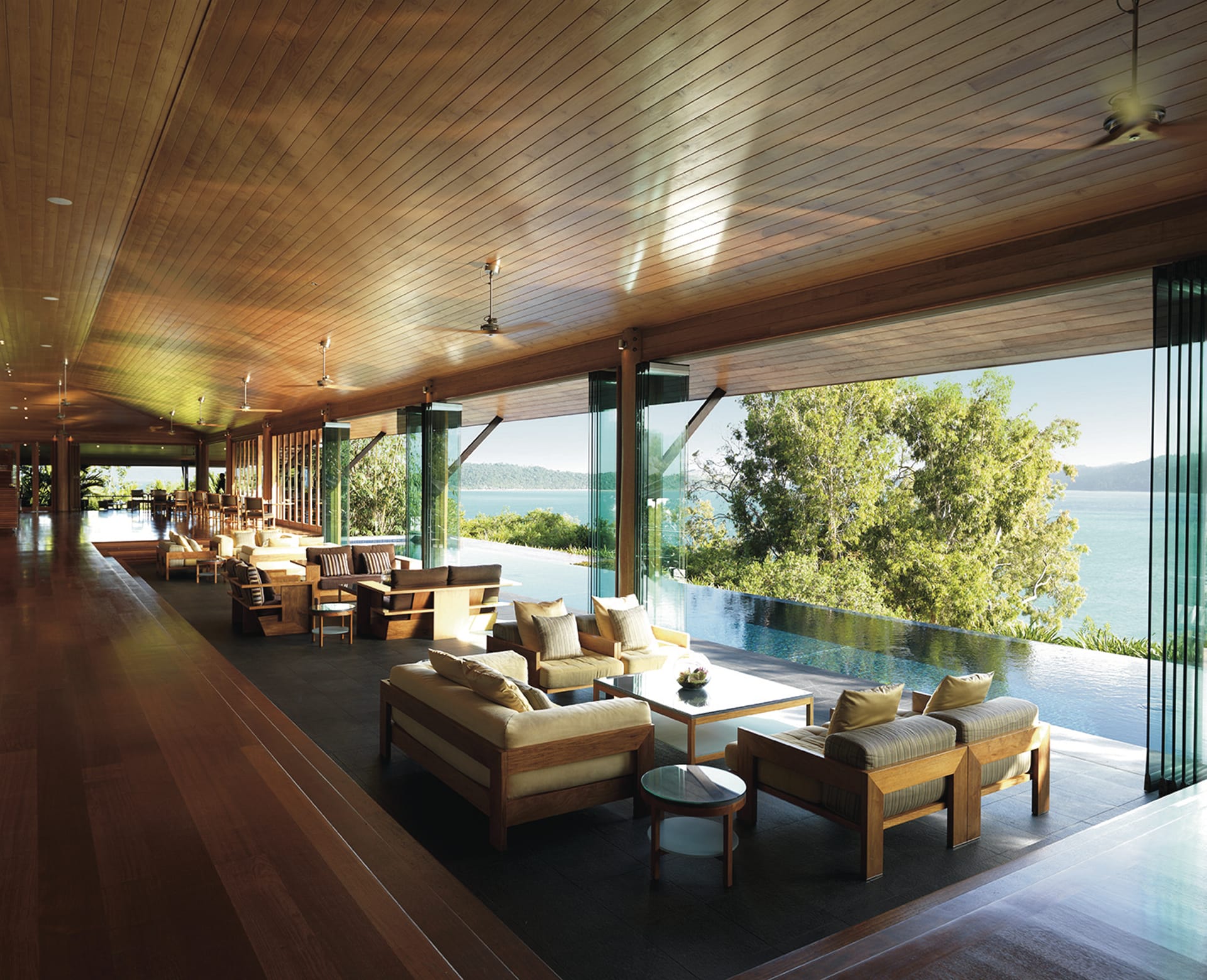 56634-AUS_QLD_002_20140902_BR