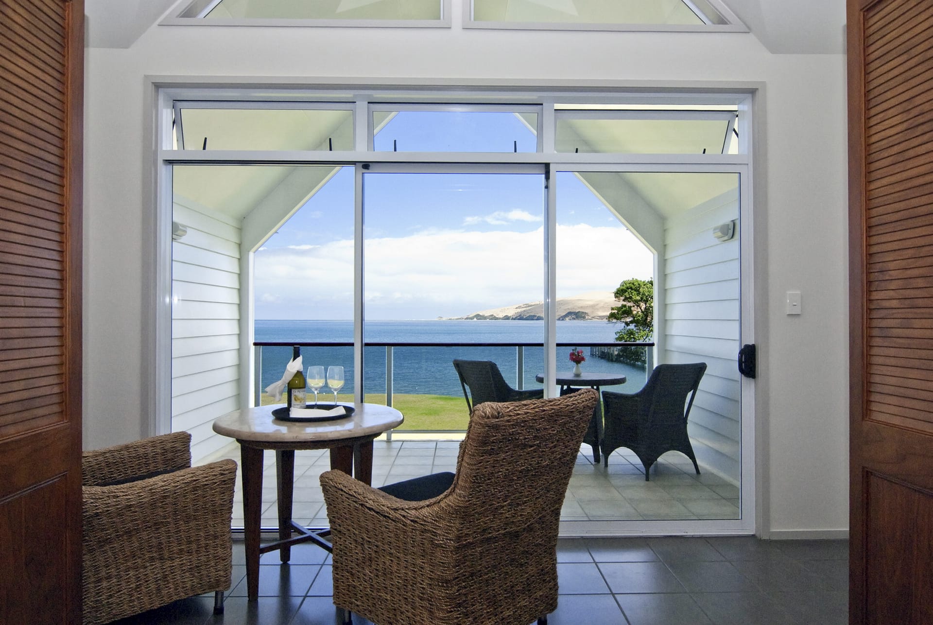 64590-NZL_NIS_097_20150907_DIA