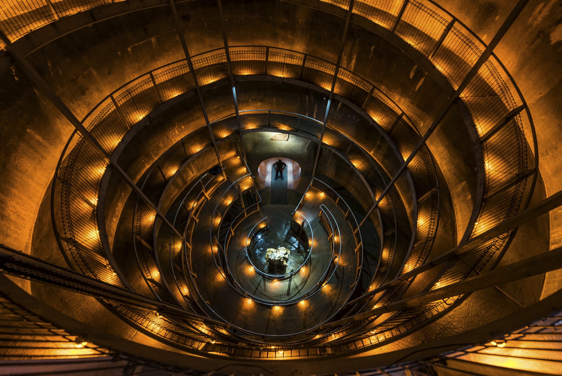 65724-NZL_NIS_200_20151007_DIA