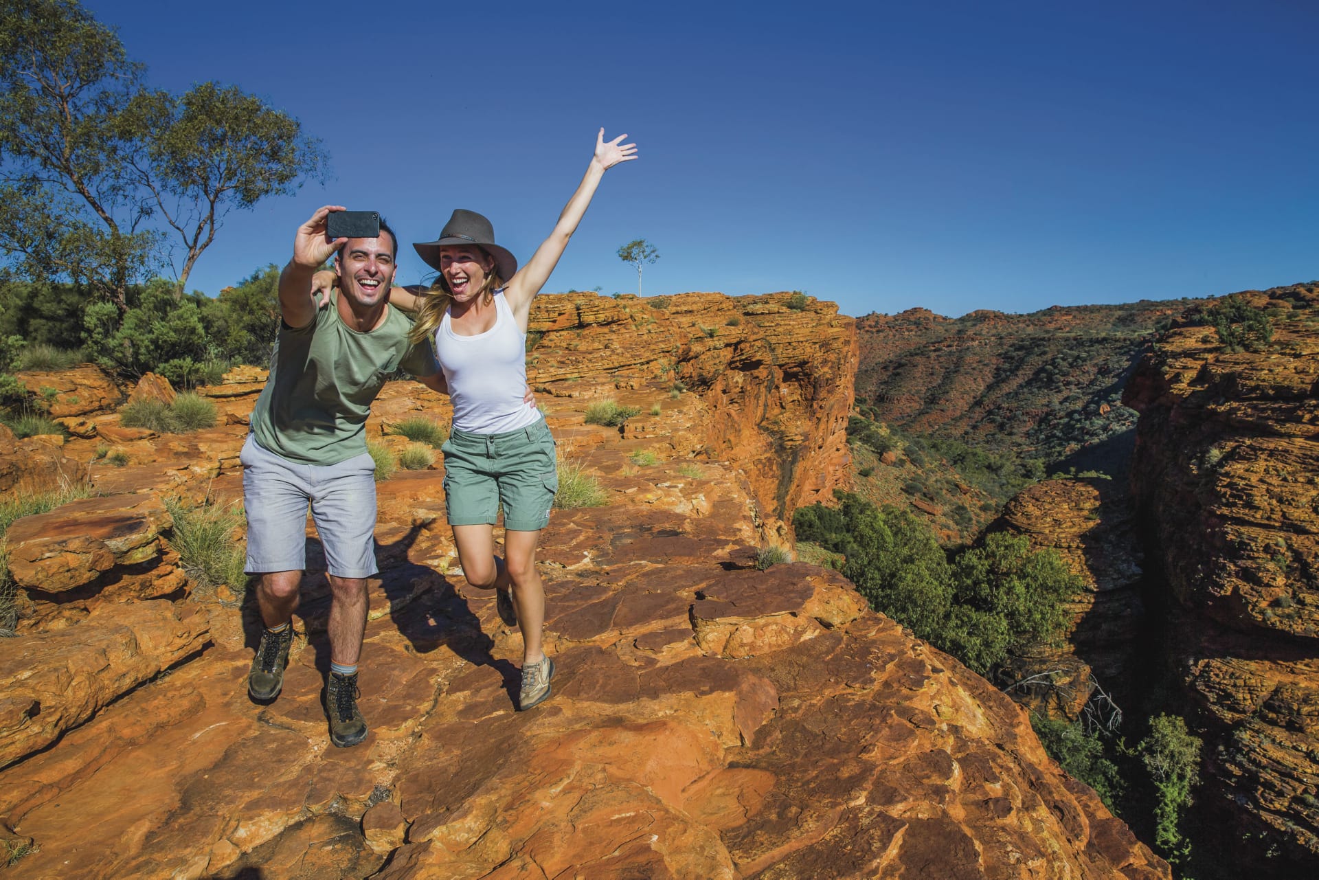 78386-AUS_NT_005_20180112_IvB