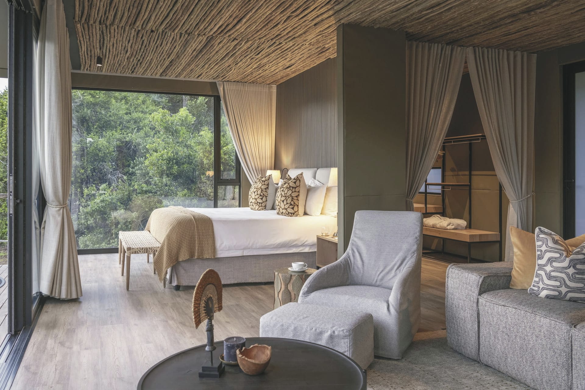 AFR_ZA_20241111_JR_31