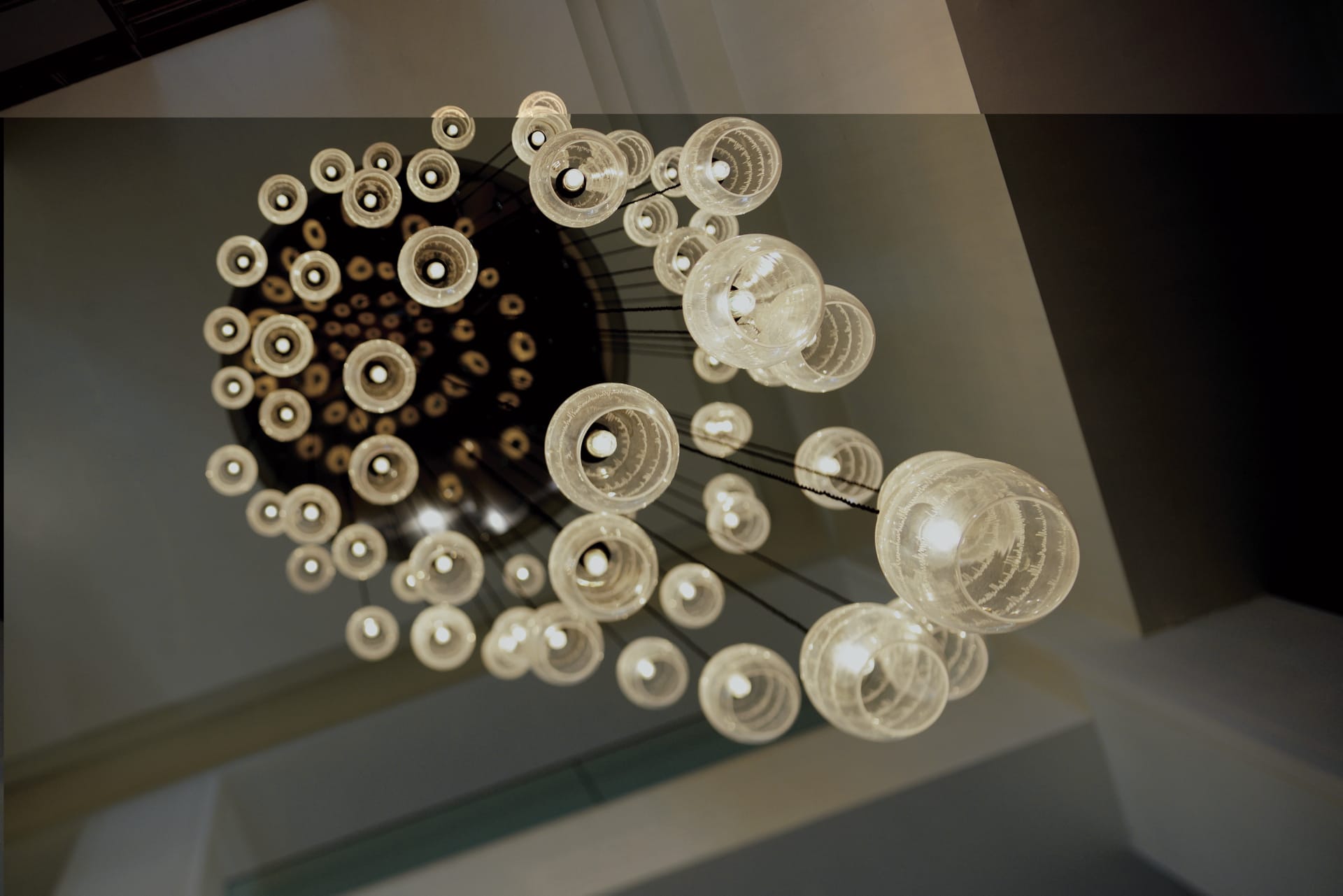 ARA_DXB_008_20130930_IvB