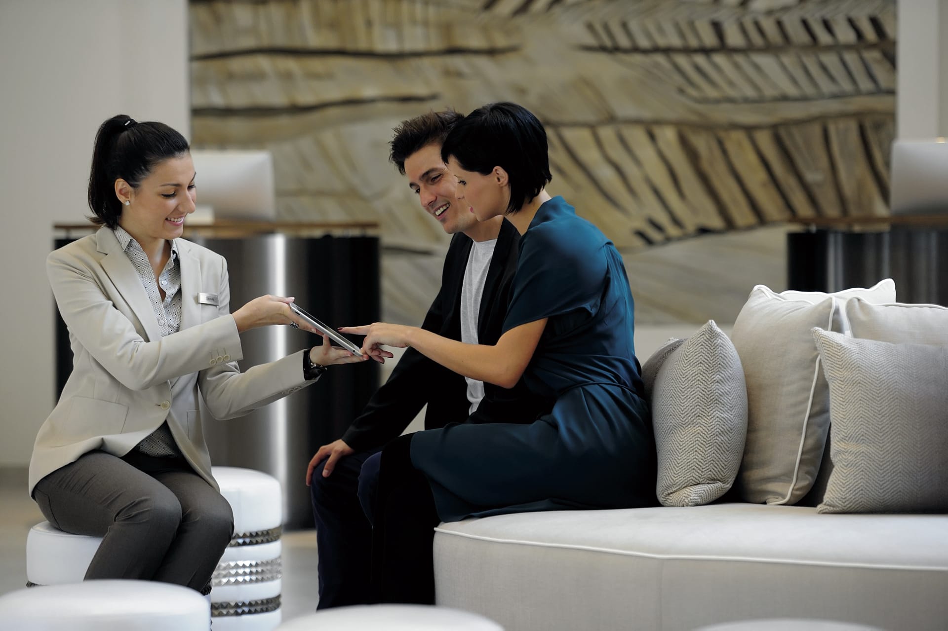 ARA_DXB_016_20130930_IvB