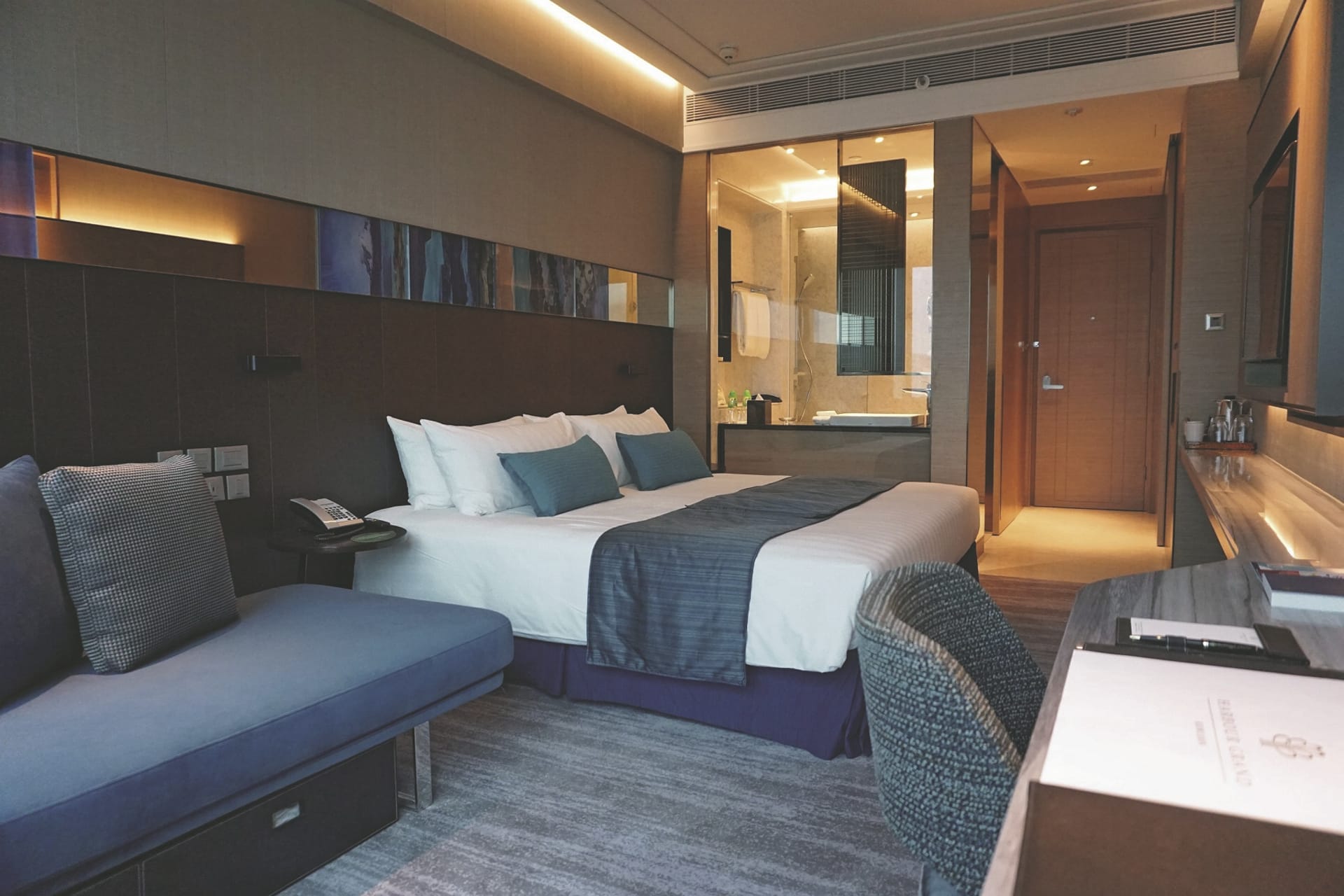 ASI_HKG_20191007_IVB_4