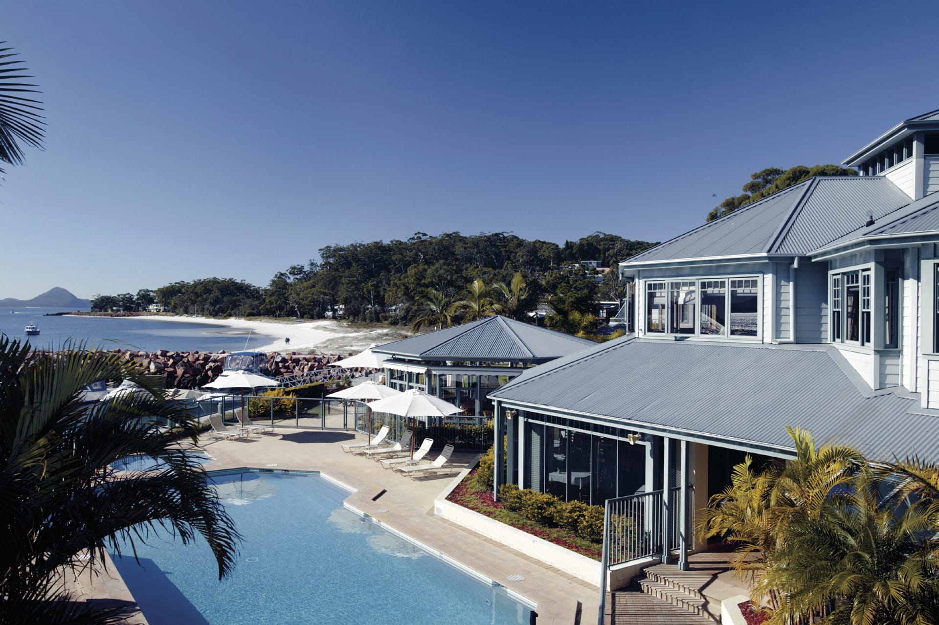 AUS_NSW_016_20120921_BR