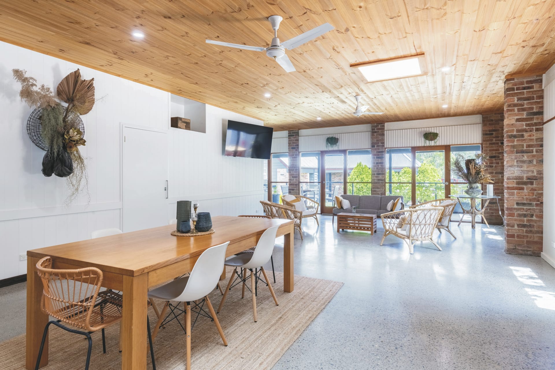 AUS_NSW_20120212_BR_2