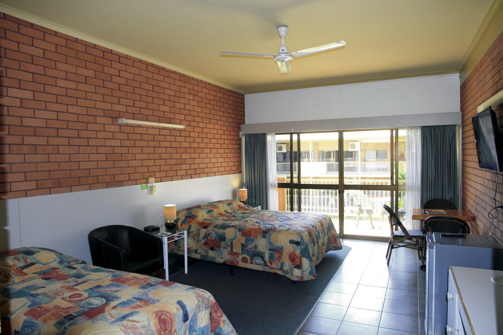 AUS_NT_030_20160926_BR