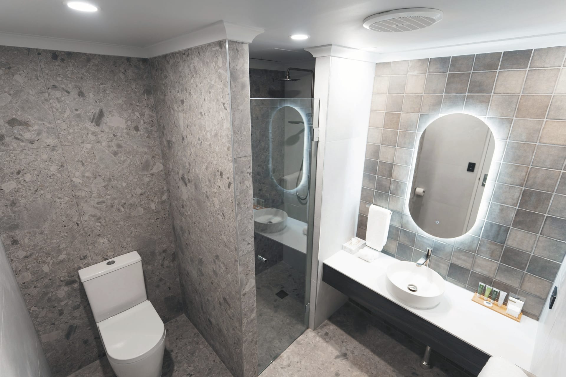 AUS_NT_20230811_BR_3