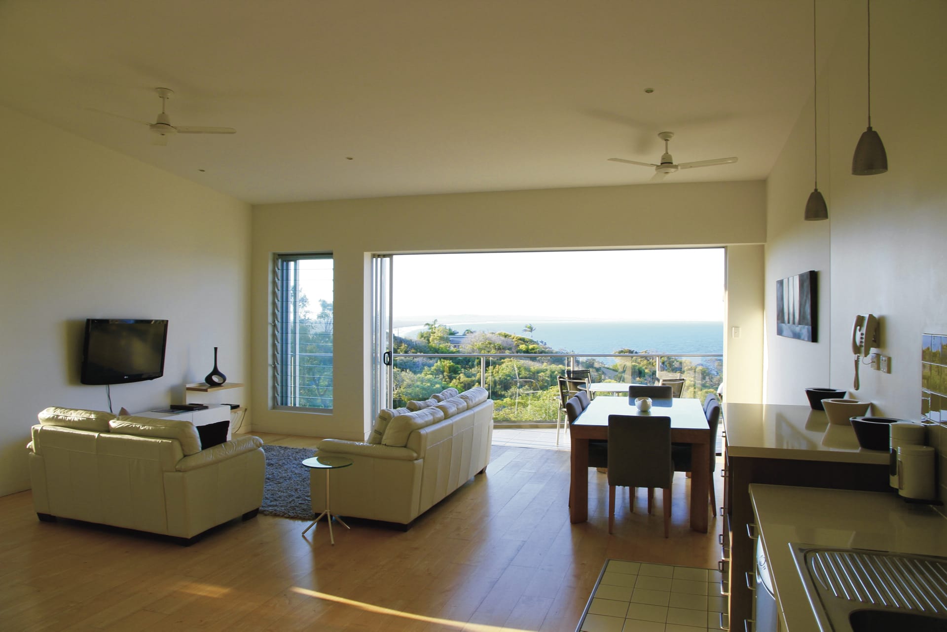 AUS_QLD_001_20160803_BR