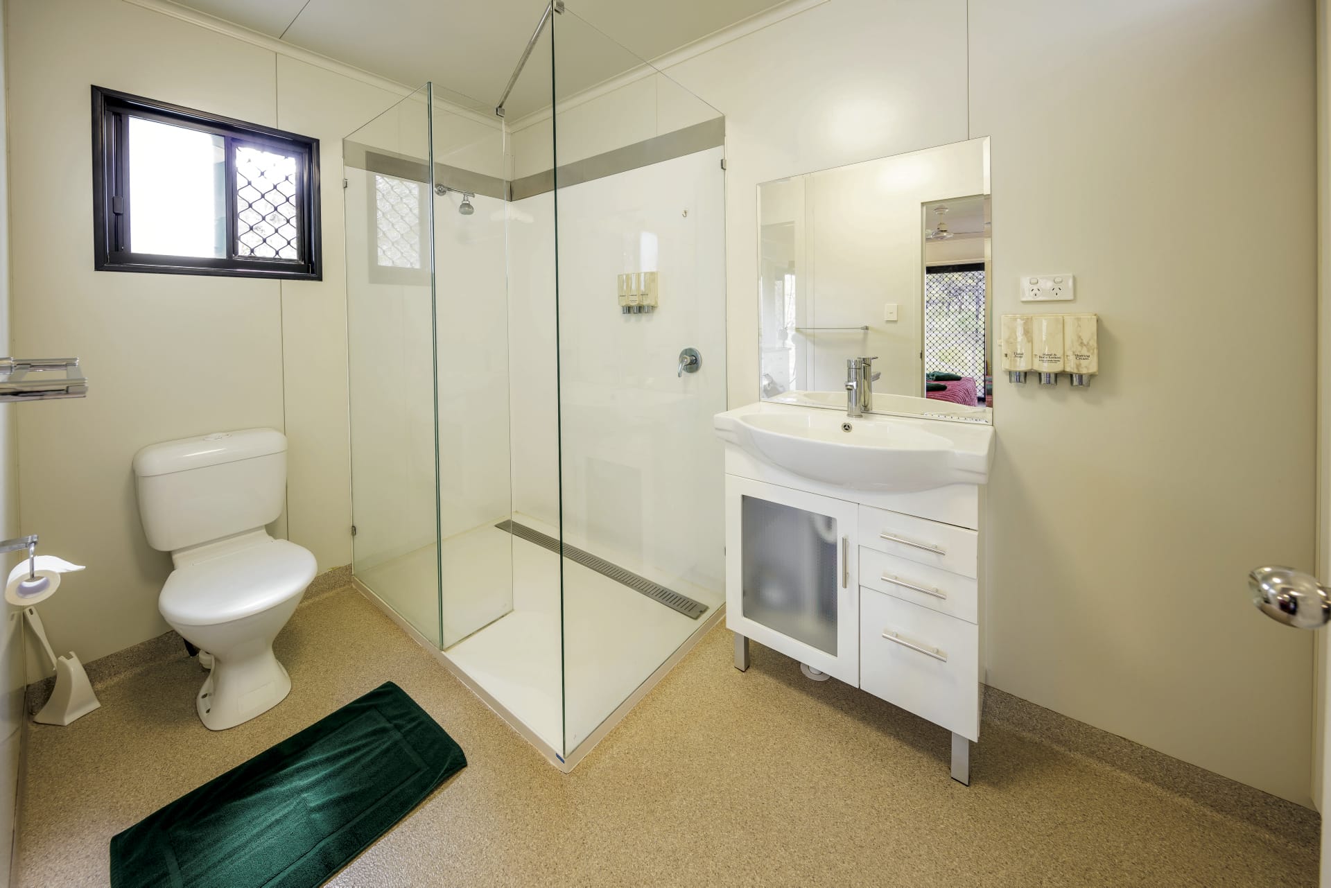 AUS_QLD_005_20170830_BR