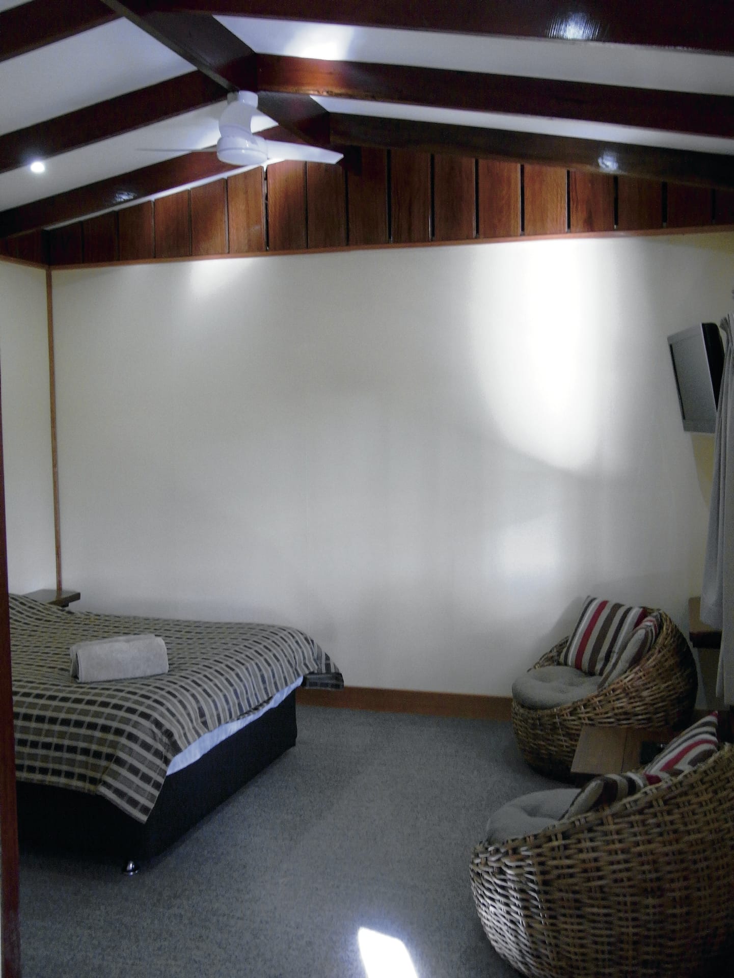 AUS_QLD_027_20120822_BR