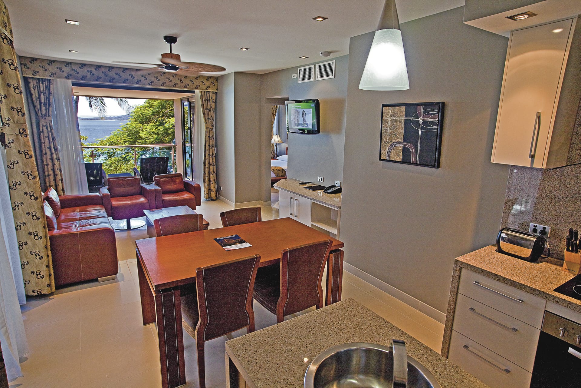 AUS_QLD_036_20130508_ss