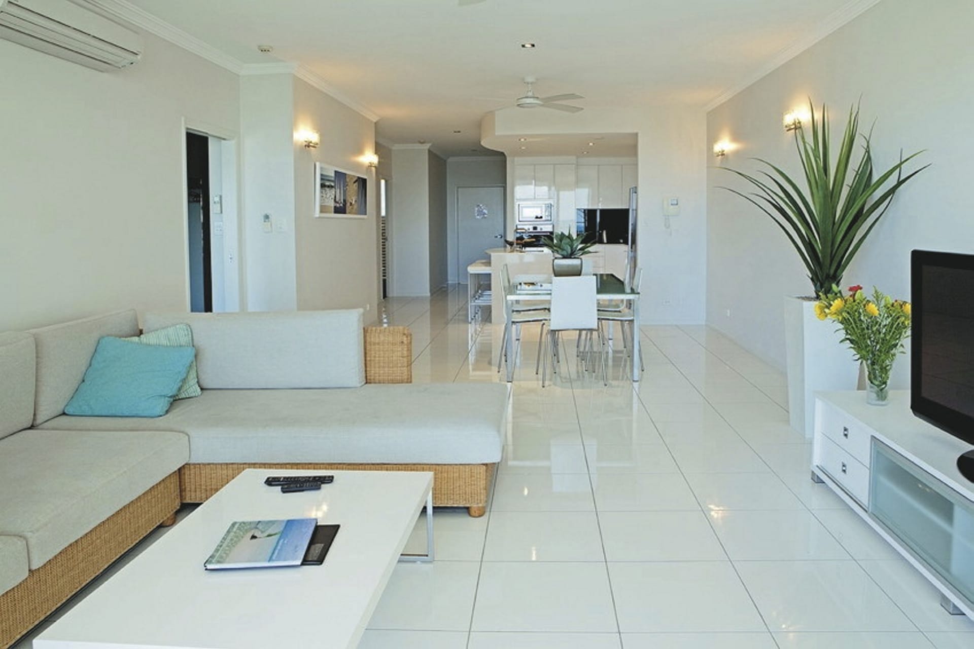 AUS_QLD_20220906_BR_11