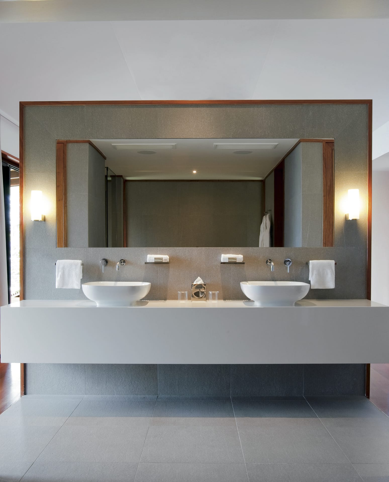 AUS_QLD_935_20110906_BR