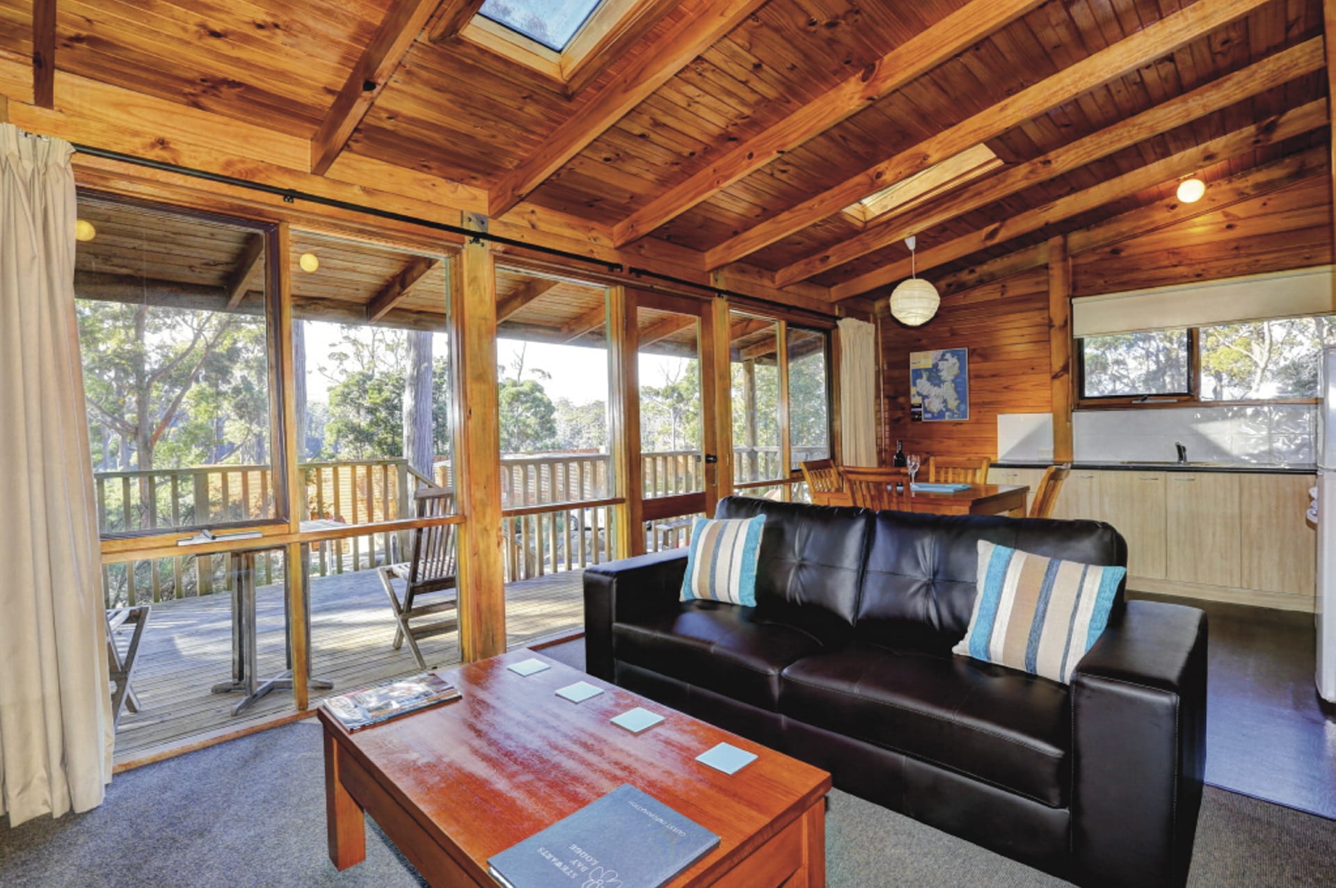 AUS_TAS_052_20150825_BR