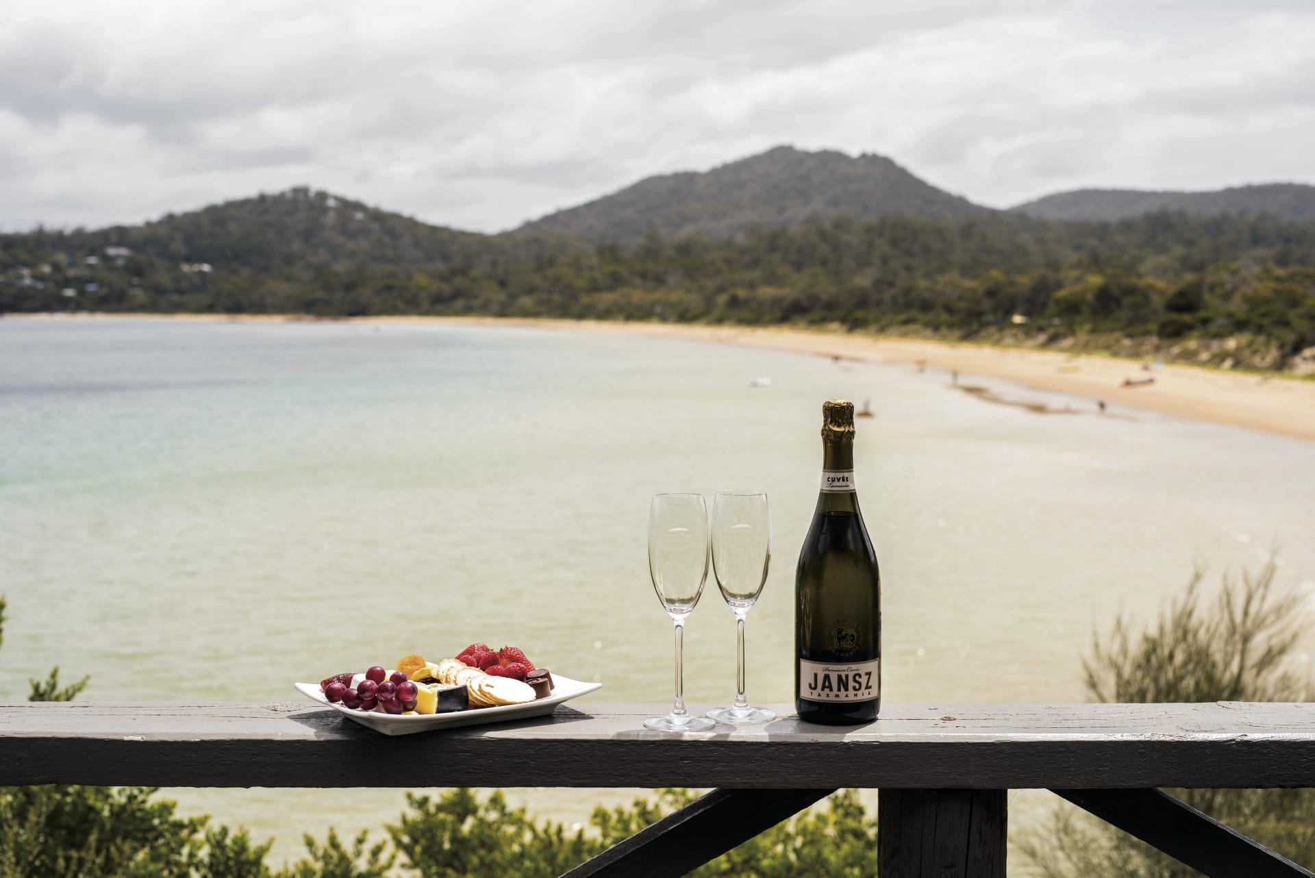 AUS_TAS_068_20150825_BR