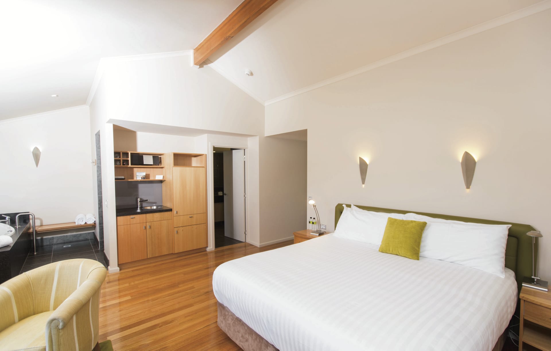 AUS_TAS_069_20150825_BR