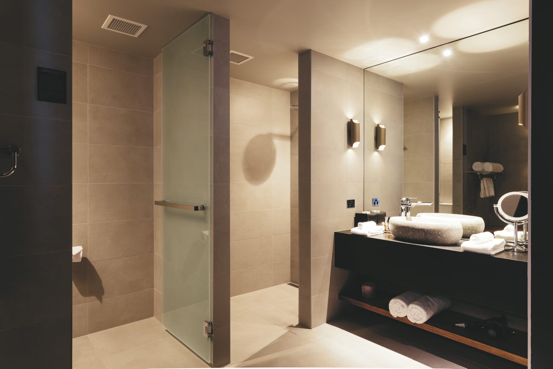 AUS_TAS_20180926_BR_15