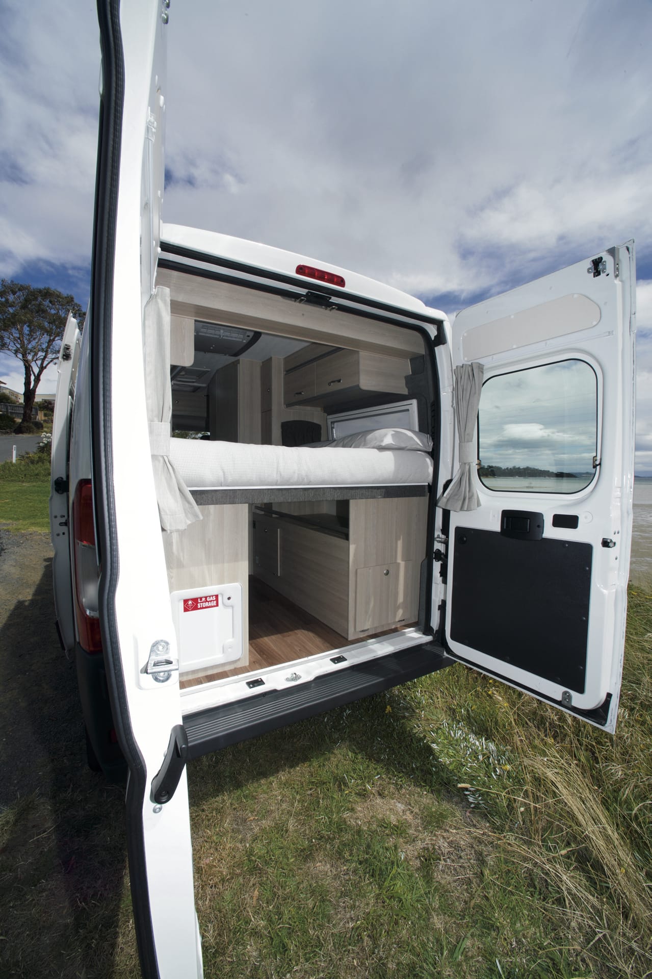 AUS_TRA_043_20170803_BR