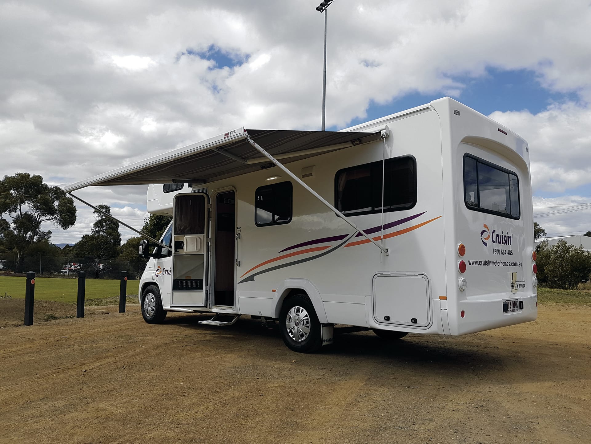 AUS_TRA_046_20170804_BR