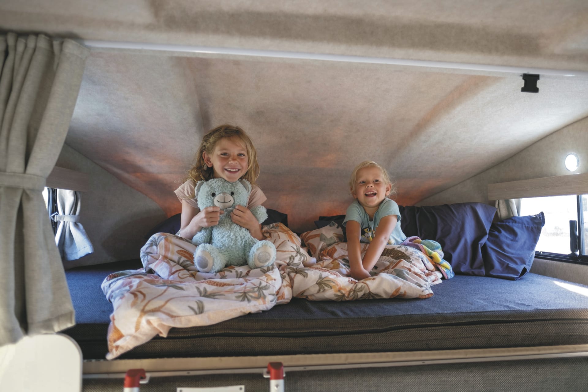 AUS_TRA_20231208_BR_48