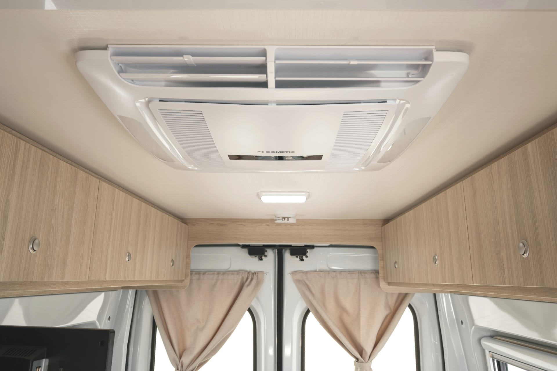 AUS_TRA_20231215_BR_26