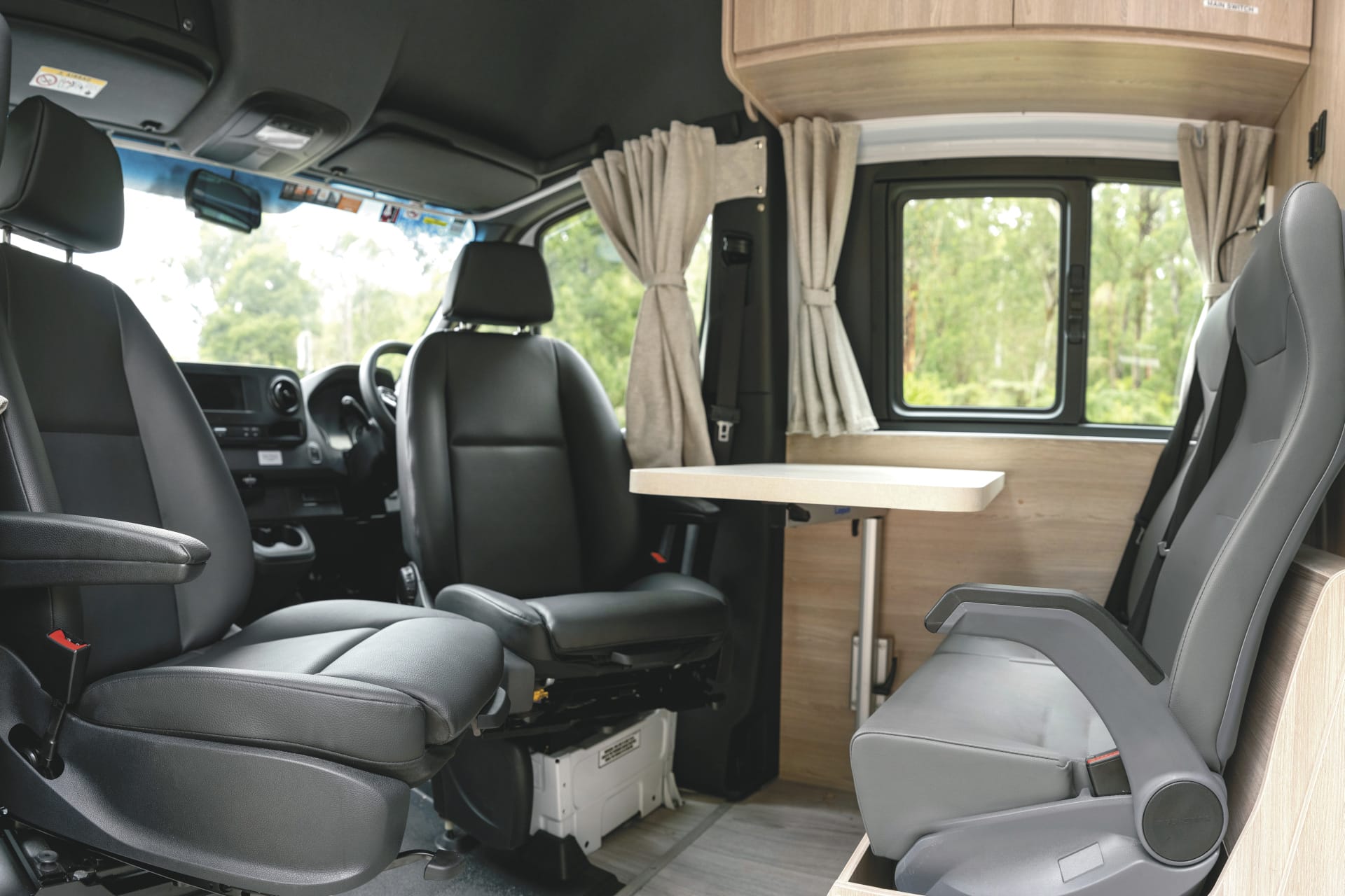 AUS_TRA_20240906_BR_22