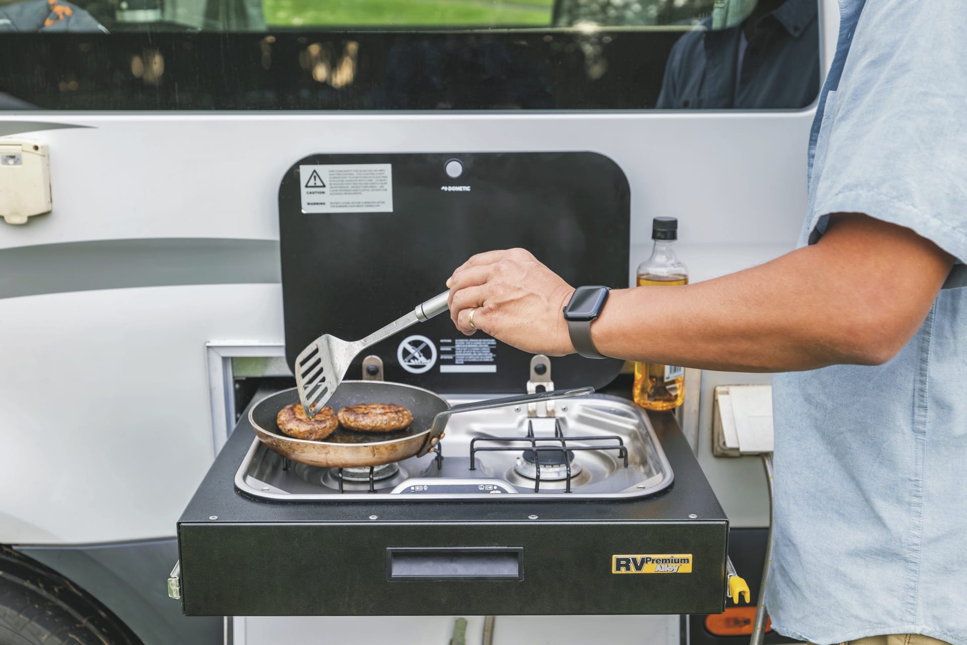 AUS_TRA_20241017_BR_1