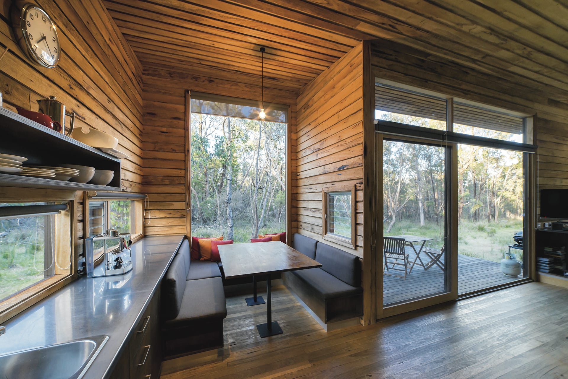 AUS_VIC_005_20170811_BR