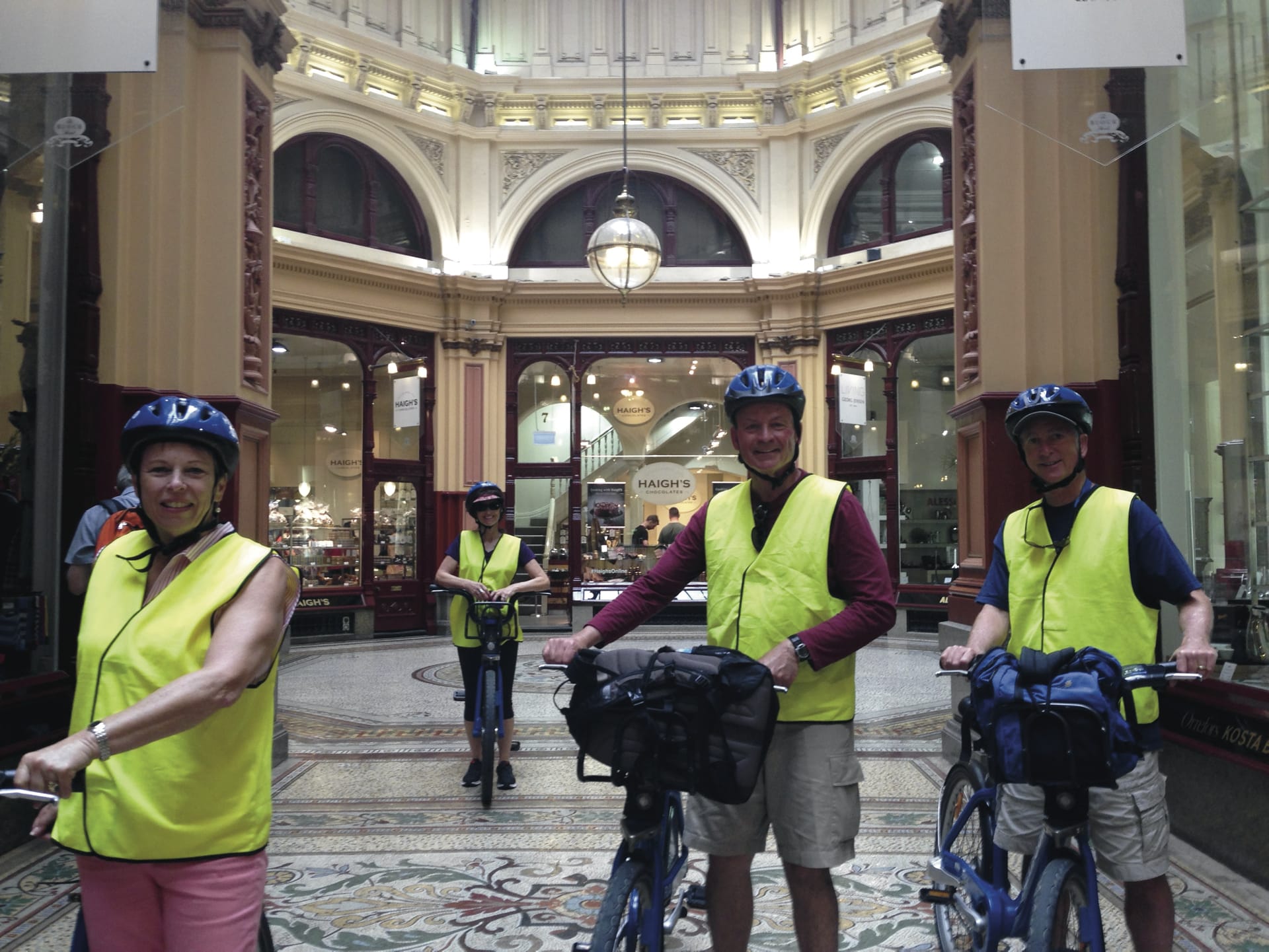 AUS_VIC_012_20141027_IvB