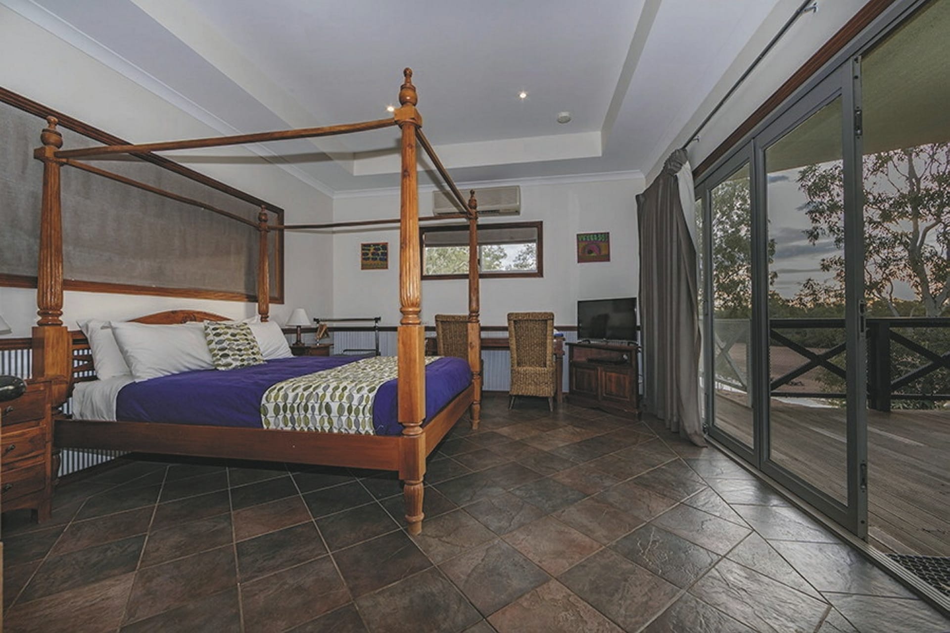 AUS_WA_20241014_BR_2