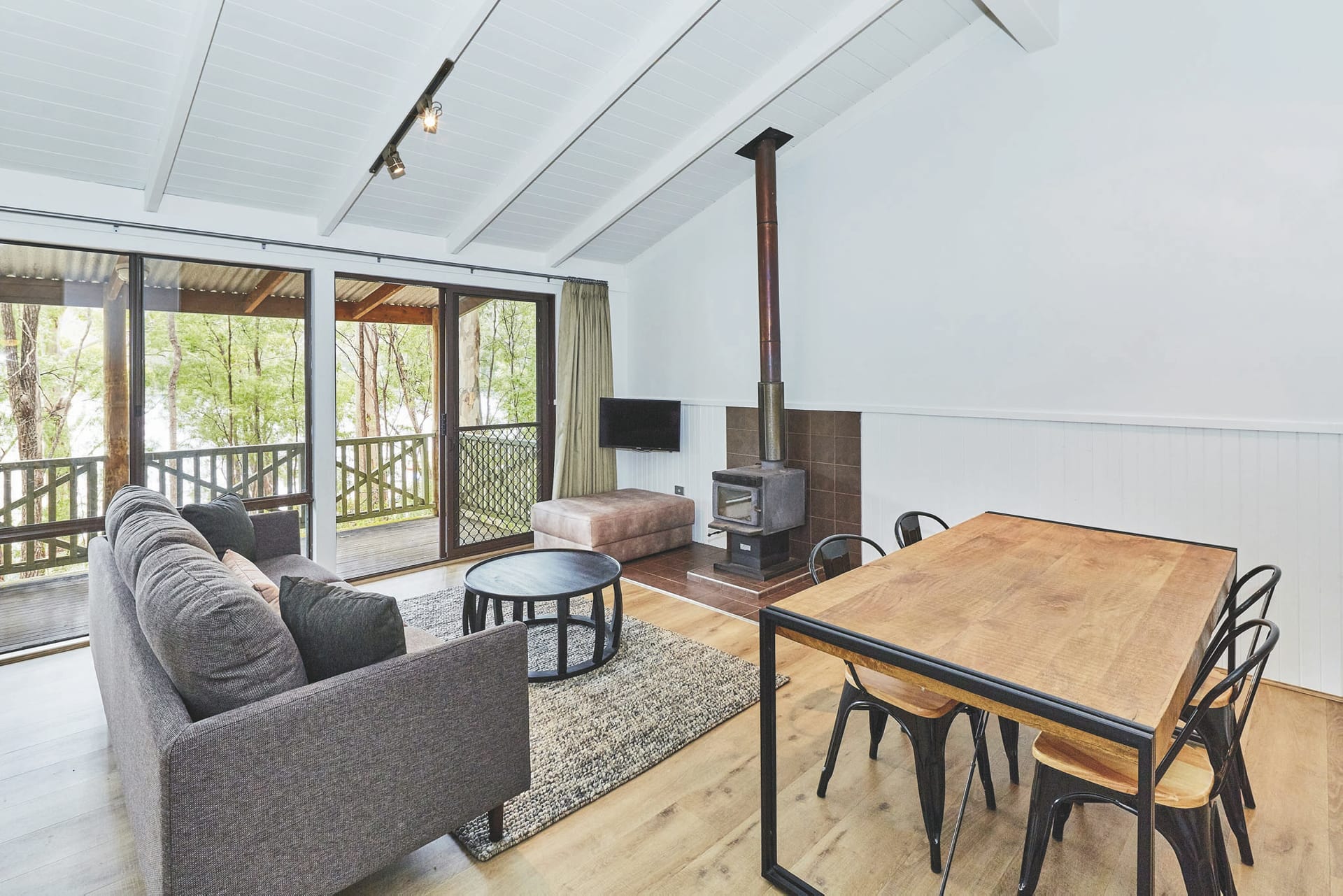 AUS_WES_20191014_BR_3