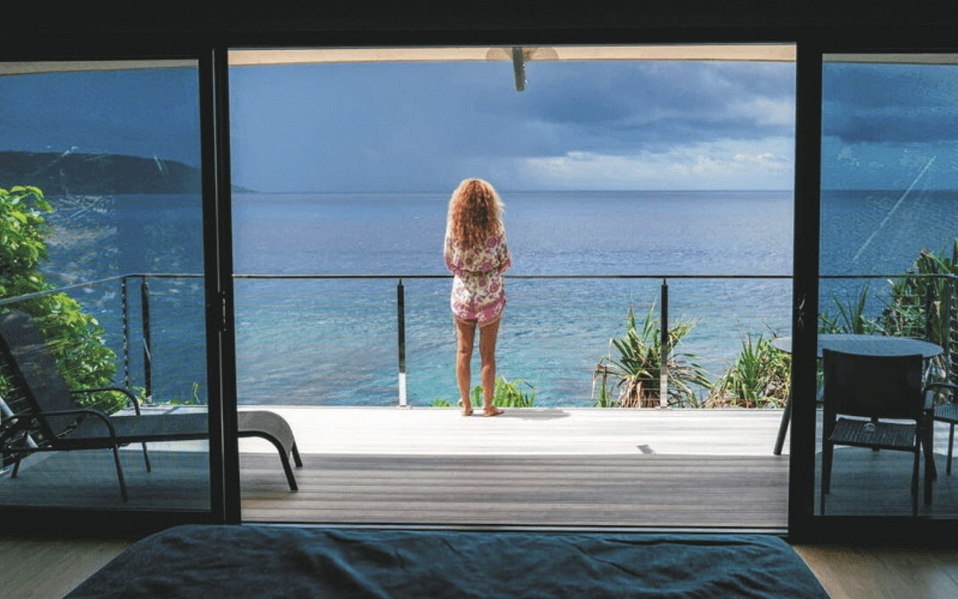 AUS_XCH_20221013_IVB_1