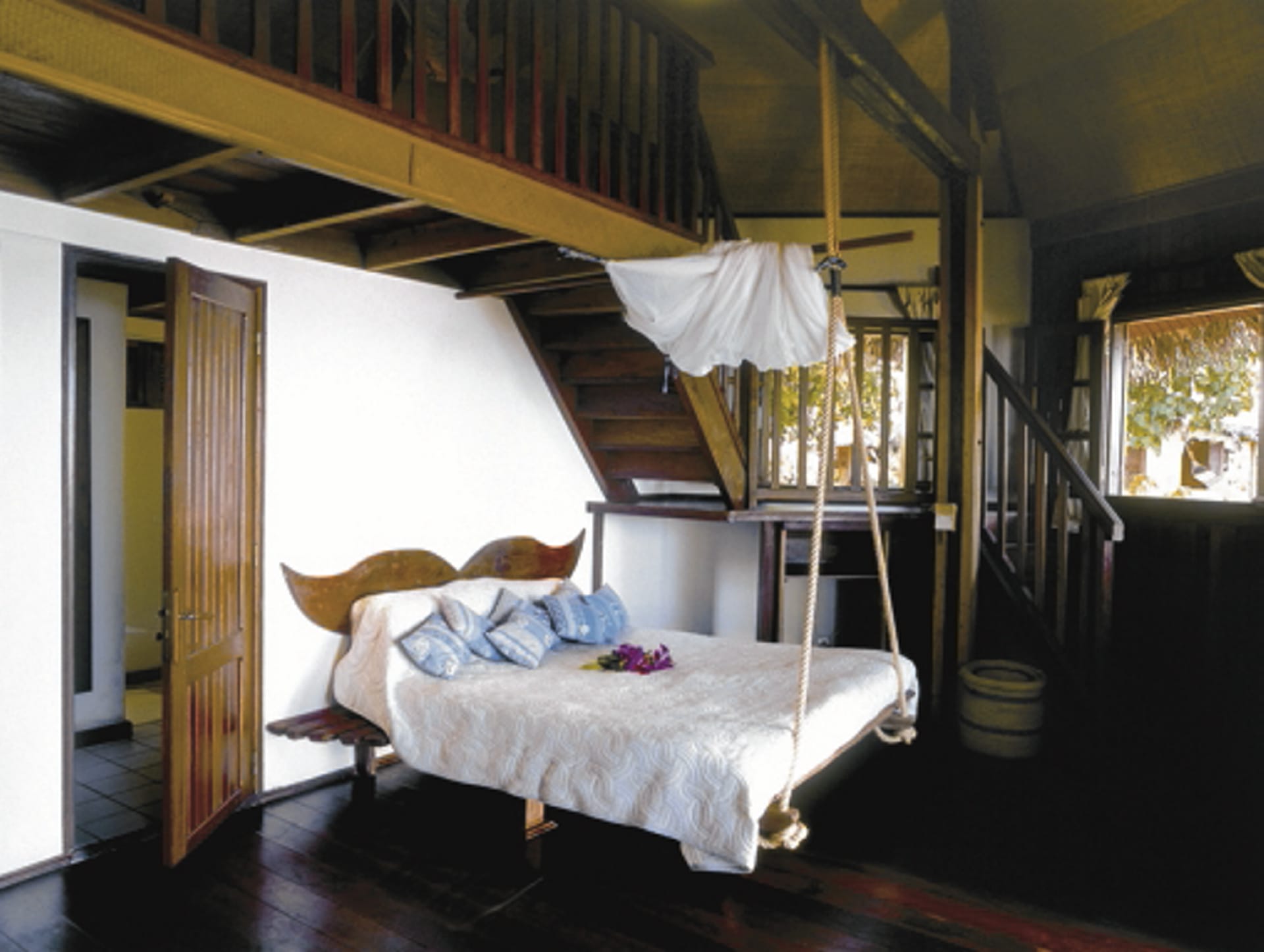 IOZ_MAD_018_20100712_SS