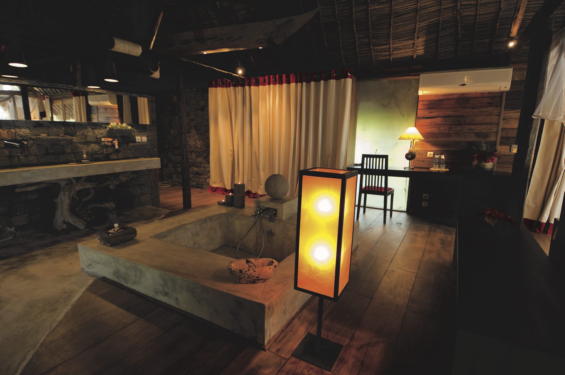 IOZ_MAD_048_20130628_DTT