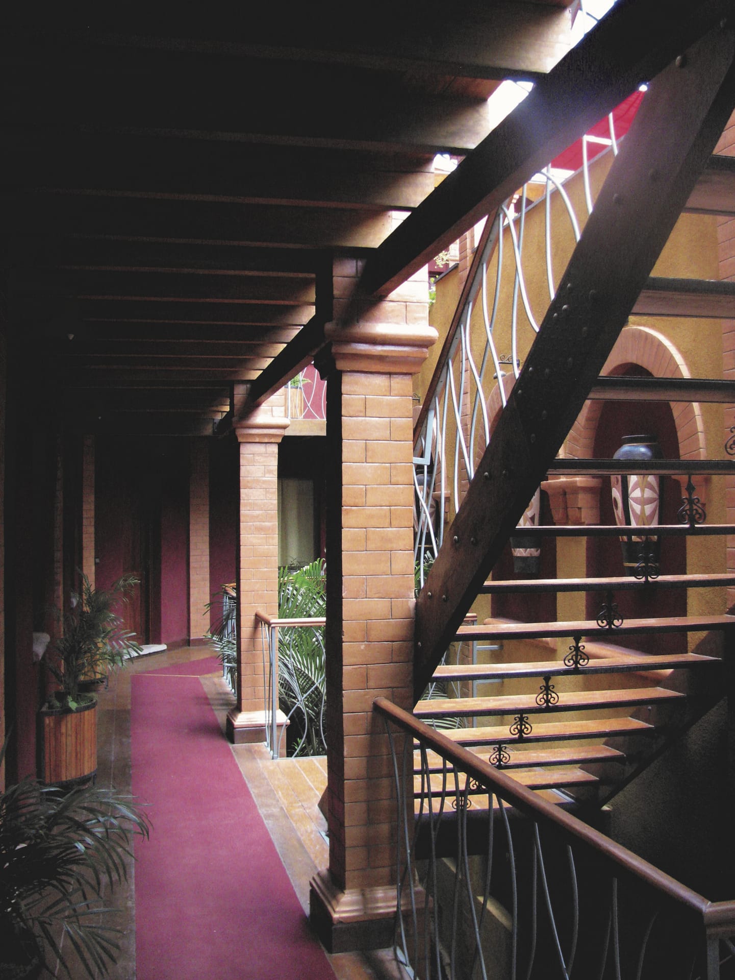 IOZ_MAD_077_20130628_DTT