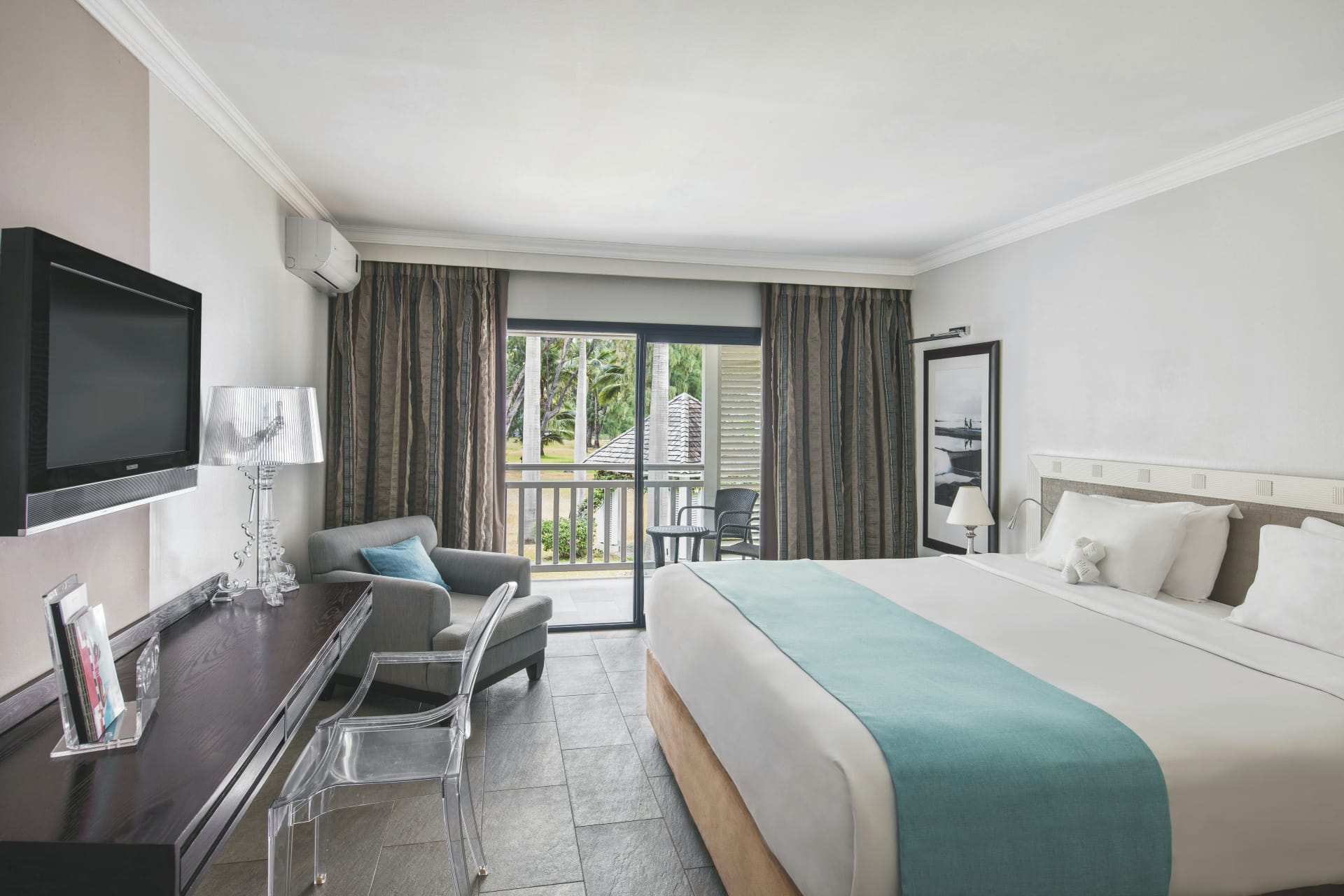 IOZ_REU_20200228_SWA_17