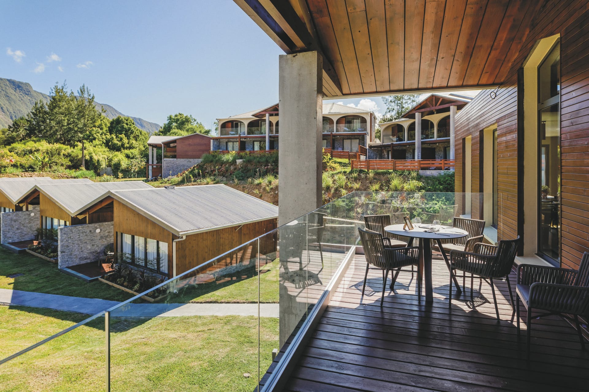 IOZ_REU_20230919_SWA_11