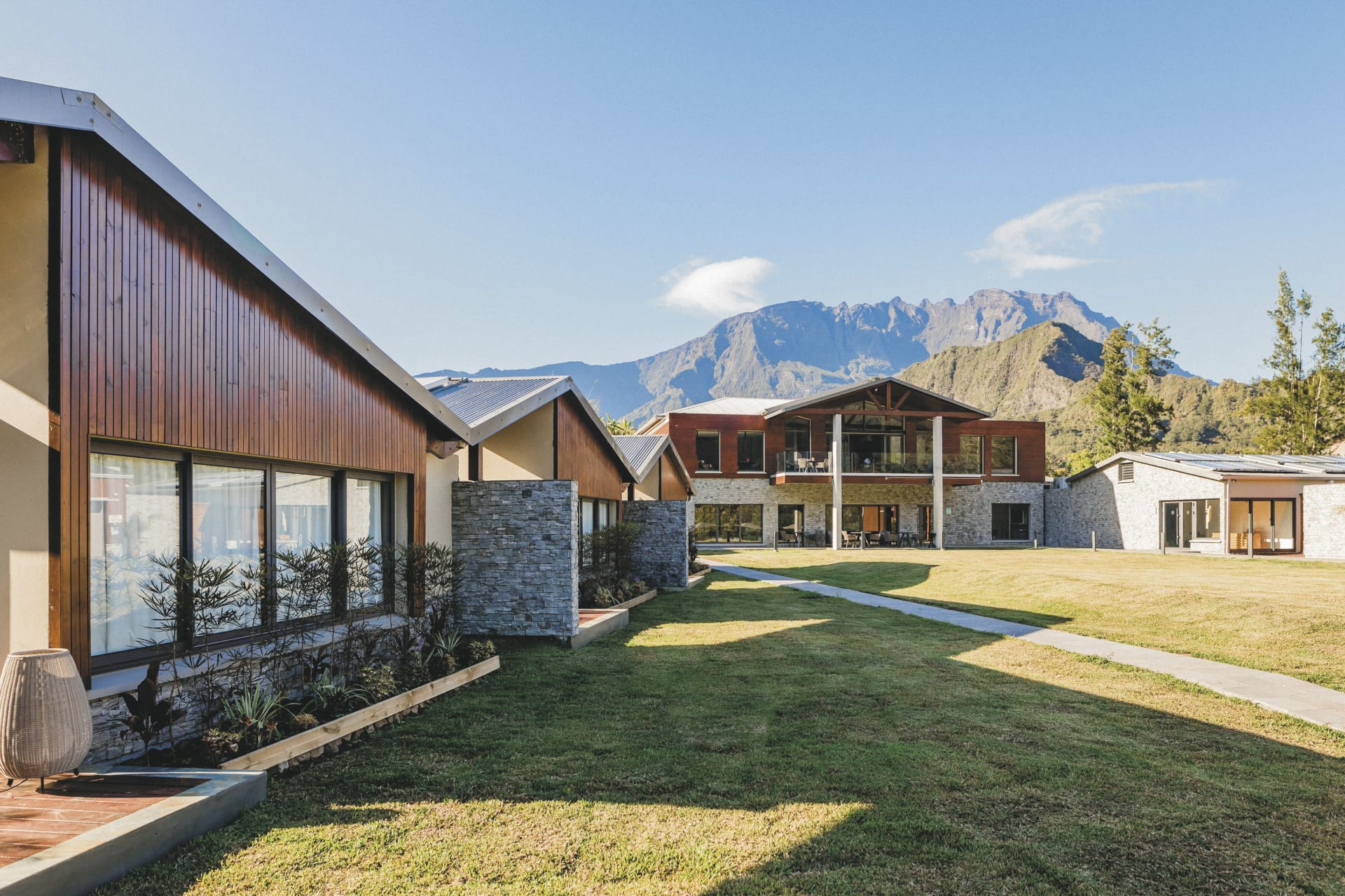 IOZ_REU_20230919_SWA_21