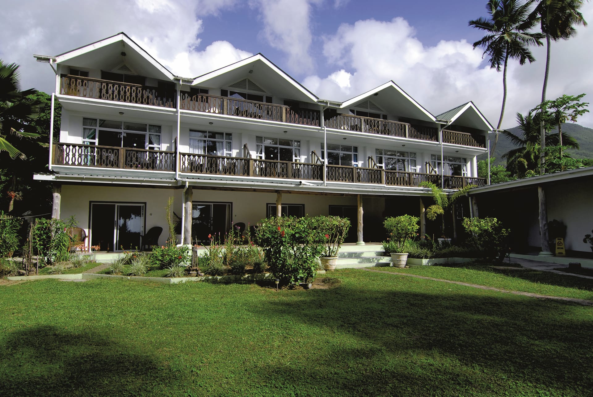 IOZ_SEY_004_20170705_OL