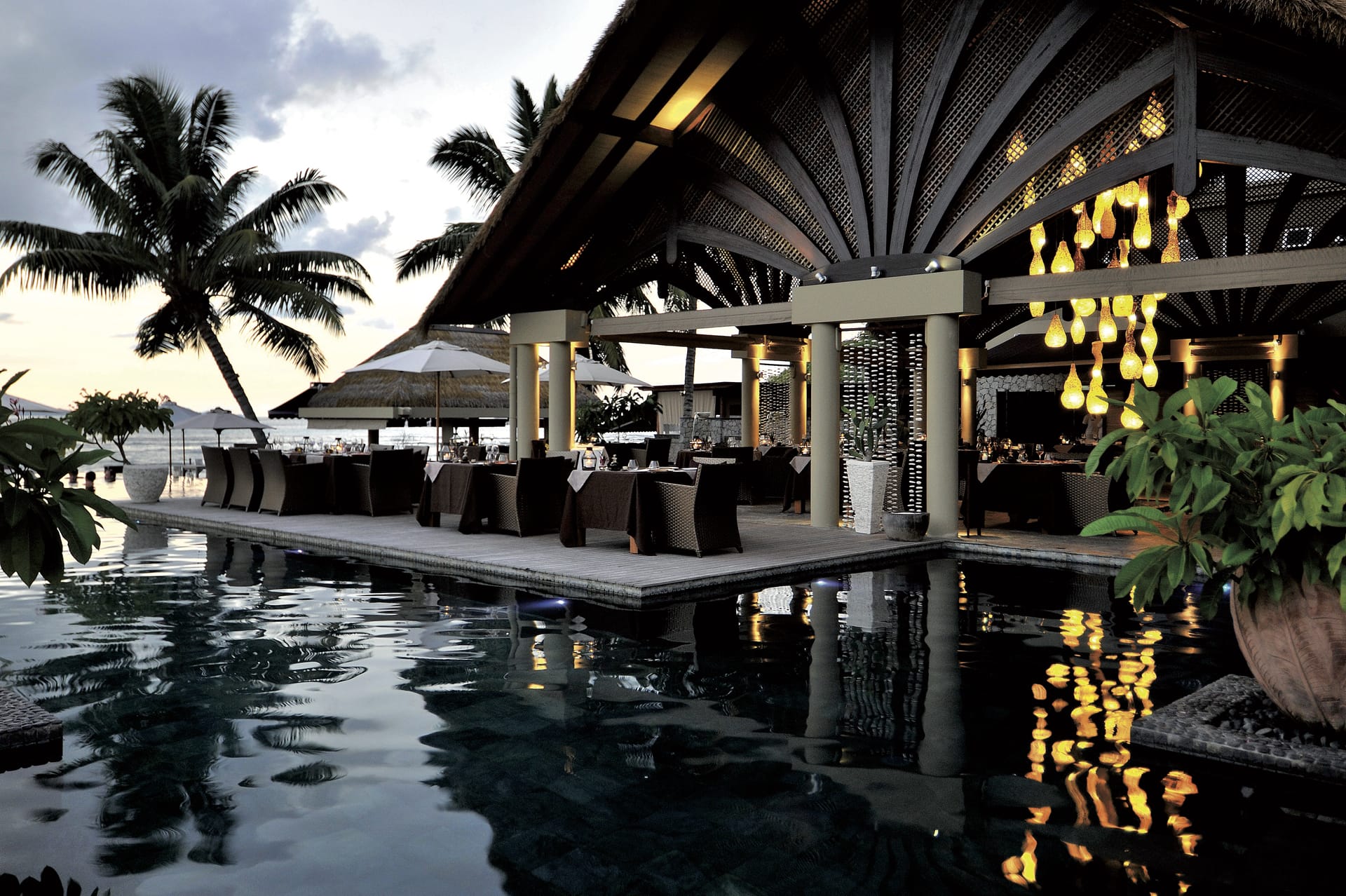 IOZ_SEY_009_20150715_DTT