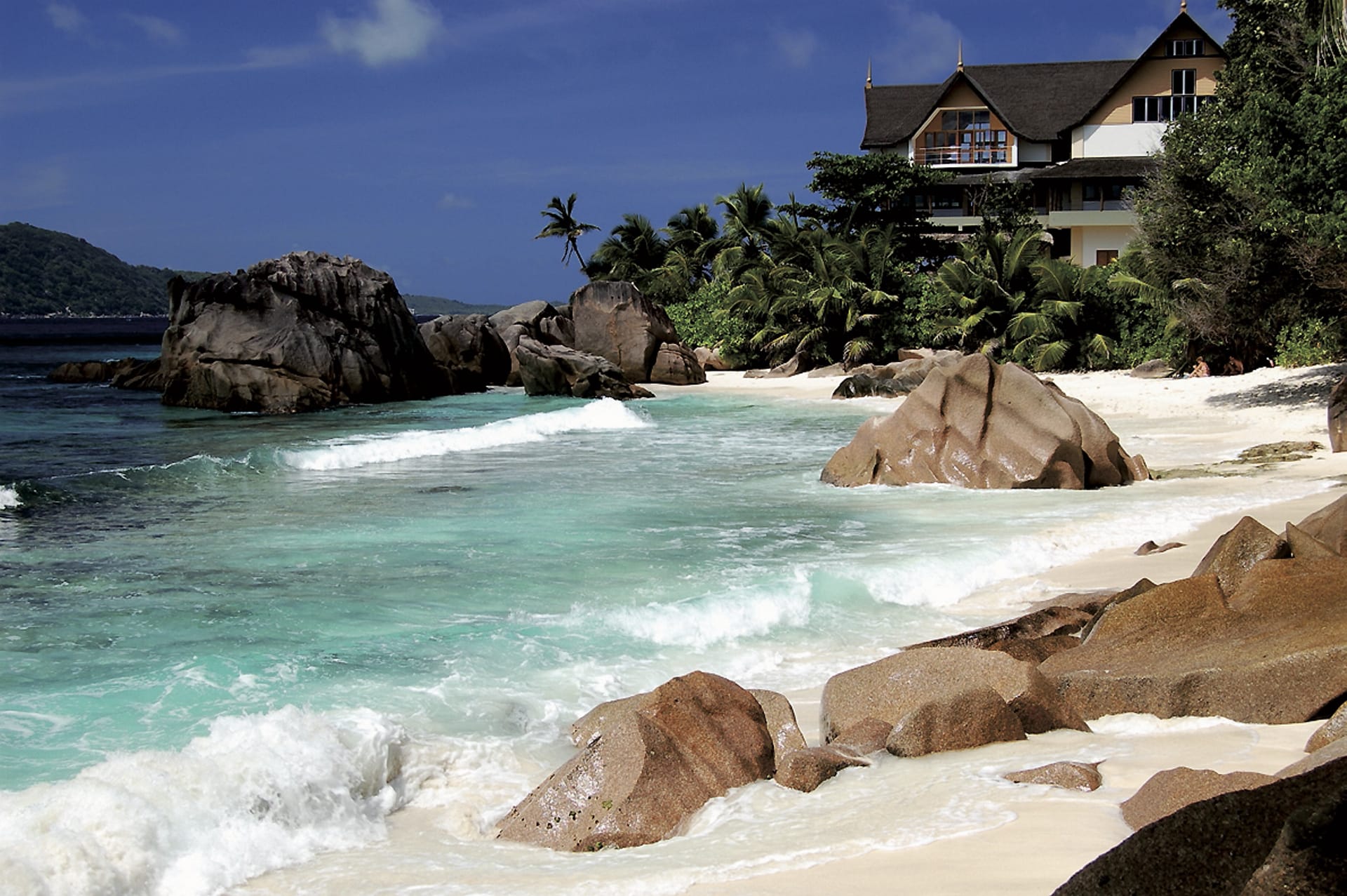 IOZ_SEY_010_20150715_DTT