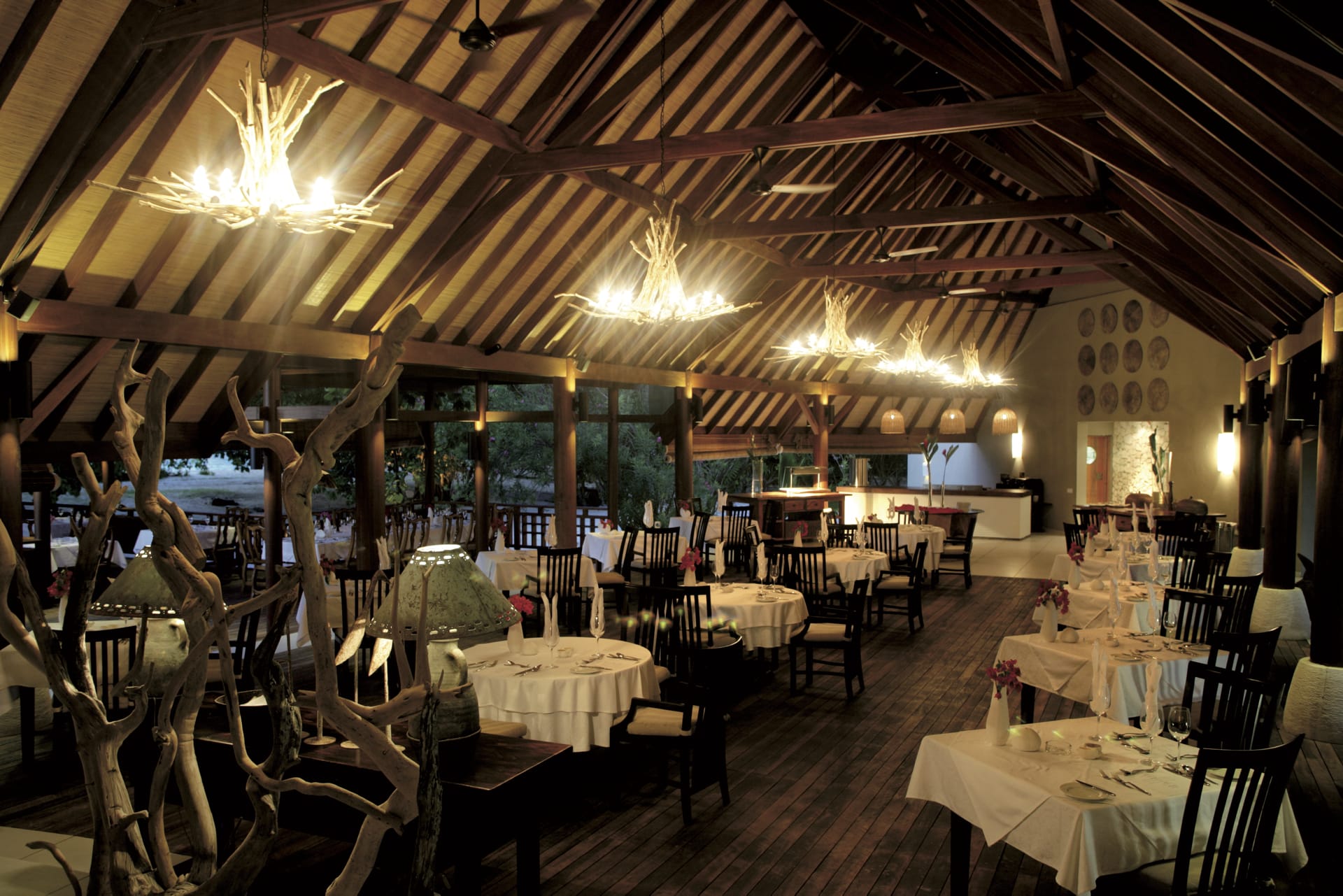 IOZ_SEY_013_20140715_DTT