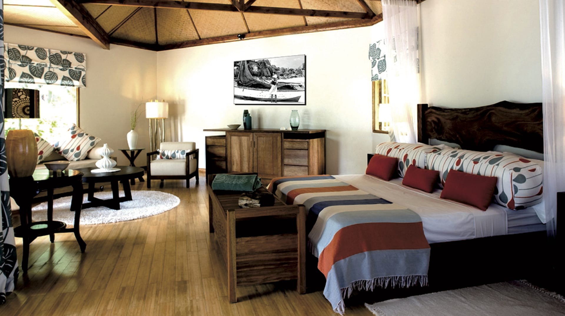 IOZ_SEY_018_20140715_DTT